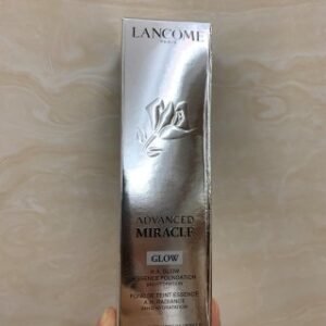 💹25✍🏻专柜版,
兰蔻水啵啵粉底液30ml!色号:P-01#,B-01#,P0-01#,P0-02#,P0-03#。