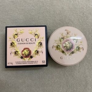 💹35✍️专柜版本
实拍 Gucci古驰金狮气垫14g,现货色🔜03号自然亮白色