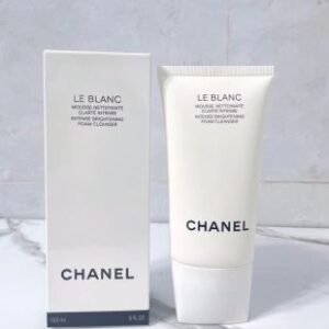 💹28✍️专柜版本/白盖 老版
香奈儿珍珠光彩美白洗面奶150ml,