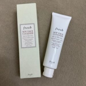 💹20✍️专柜版本
实拍 馥蕾诗大豆洗面奶150ml