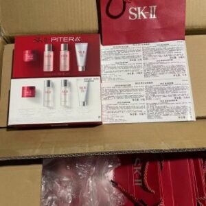 💹50✍️明通版本
新版 SK旅行小样四件套/明通版
🔜 明通版.高质量❗🇯🇵SK-II护肤套装4件旅行中样套装【新版】 件50套
(神仙水+清莹露+洁面乳+面霜) 正品直靠‼️
配中文标＋礼品袋 深仓现货 优势供应