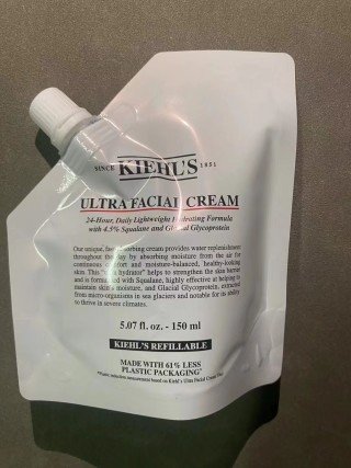 💹28✍️专柜版本
科颜氏高保湿面霜袋装150ml.可配中文标,需要下单备注!