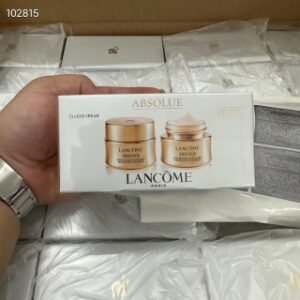 💹35✍️明通平价版,单只
💹70✍️明通平价版,两只装
老版 兰蔻菁纯眼霜20ml*2,打码7
