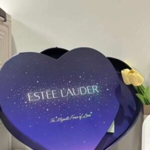 💹220✍️明通版本
雅诗兰黛爱心桃七夕情人套盒
🇺🇸 Estee Lauder/雅诗兰黛爱心桃七夕情人套盒,超高品质出货,正品专柜品质最新日期
