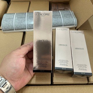 💹35✍️明通版本
兰蔻菁纯防晒隔离乳50ml 打12 件96支 配中文标 质量全A溜 现货优势供应!