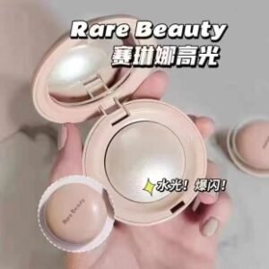 💹45✍️明通版本
赛琳娜丝高光粉正装2.8g到货.
色号Enlighten#.