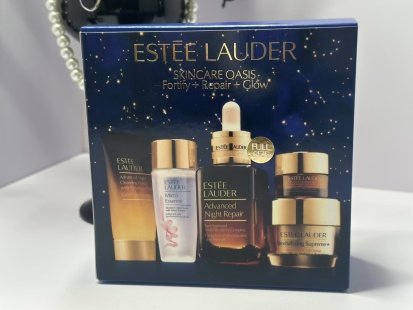 💹95✍️明通版本
雅诗兰黛小棕瓶精华五件套
🔜 明通版.高质量❗️🇺🇸 Estee Lauder/雅诗兰黛小棕瓶精华套装,超高品质出货,对标原版‼️正品专柜品质☑️【箱规】件/30套,现货优势供应。