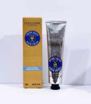 💹35✍️明通版本
新版欧舒丹护手霜75ml,先到乳木果/杏仁甜扁桃,其他三款陆续到,铝管对版膏体,管身雅无凹凸状,可配中文标,需要下单备注