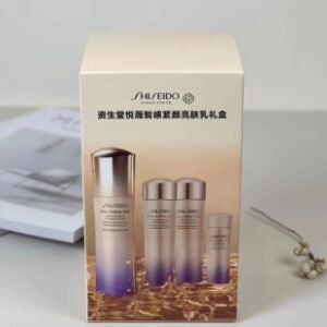 💹115✍️明通版本
新版悦薇水乳滋润1+3套装
内含:①悦薇乳100ml*1②悦薇水75ml *2   ③悦薇水25ml*1 同步正品质量.平台代购直出无压力.可配中文标 需要下单备注！