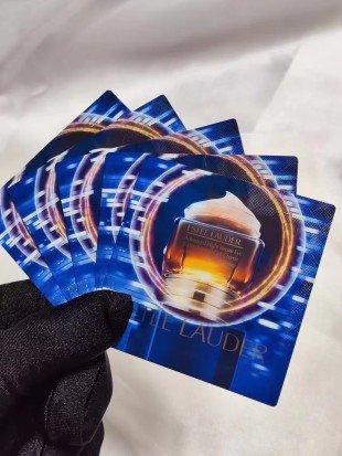 💹140✍️明通版本
雅诗兰黛特润修护精华抗蓝光眼霜0.5ml小样100片装盒装.