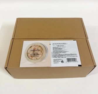 💹155✍️明通版本
原版纹路,原版膏体,原版纸质 伊丽莎白雅顿金胶精华0.93ml盒装100片装.最新打码N25225AEL不漏液 最新日期2028 02 25