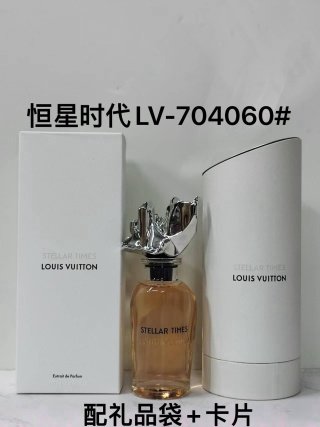💹180✍️专柜版本
LV交响曲703735#,LV恒星时代704060#,LV狂想诗篇703827#,LV辽域739598#。
到货了、欢迎下单!
路易威登LV系列·对版对香
【精工专柜对版、市面唯一不漏水!】