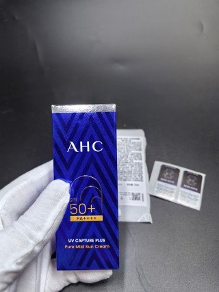 💹18✍️专柜版本
AHC防晒霜25版50ml!