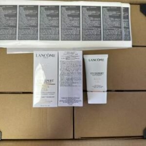 💹30✍️明通版本/最新版
最新版 兰蔻小白管防晒30ml  打12支 件144支 配中文标  现货