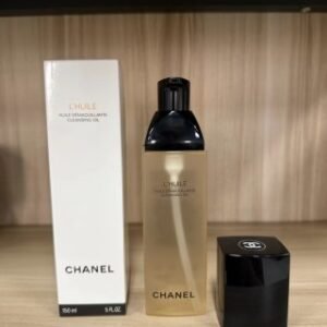 💹50✍️专柜版本
香奈儿柔和净肤洁颜油/卸妆油150ml！