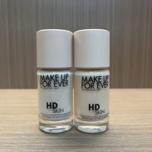 💹45✍️明通版本
最新批号，玫珂菲mufHD无痕仿真肌粉底液30ml，现货两色:1R02/1N06
打12，件144，配中文标