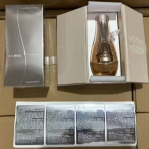 💹135✍️明通版本
海蓝之谜鎏金焕颜精华露30ml.对版对味.市场独家质量.非流通货.供平台.可配中文标.需要下单备注！