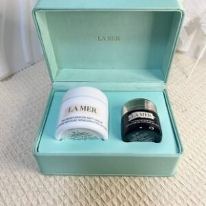 💹280✍️明通版本
法版海蓝之谜蒂芙尼眼霜云绒霜两件套，包含：眼霜15ML+云绒霜60ML.送礼必备，重新到货，数量不多，数量有限，手慢无！
