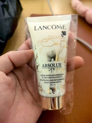 💹15✍️专柜版本
兰蔻菁纯护手霜小样30ml