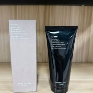 💹35✍️专柜版本
祖马龙感官之浴身体乳200ML.配中文标+日期标,进口料体.对版对味