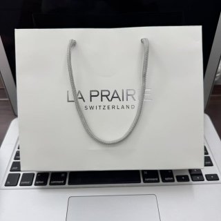 💹45✍️专柜版本
莱珀妮/莱伯妮 护手霜四件套30g*4
配中文标+礼袋 件76盒