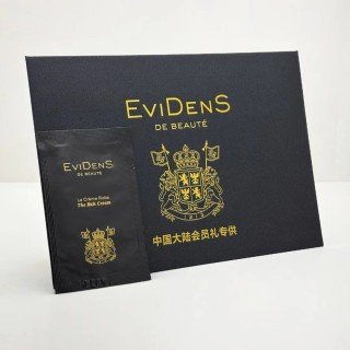 💹25✍️明通版本
会员礼袋10片装
伊菲丹系列(10片一袋)
最新日期 配中文标 高功效 (备注送袋)
新版伊菲丹第二代rich面霜2.0ml
新版伊菲丹第二代超级面膜1.5ml
新版伊菲丹精华防晒霜隔离3.5m