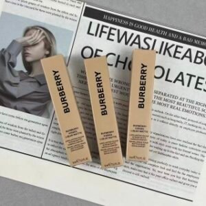 💹30✍️专柜版本
BURBERRY/博柏利/巴宝莉金雾哑光唇釉
现货三色:02-36-86❗
批号5255,28年最新日期
配中文标+日期标
打12,件360