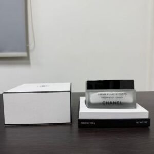 💹60✍️明通版本
香奈儿珍藏延香润体霜150g.独家私模，进口料体，对版质量，可配中文标+日期标，需要下单备注！