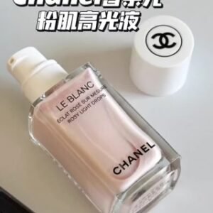 💹48✍️专柜版本
香奈儿粉肌高光液30ml
🔜 一比一质量❗️Chanel香奈儿粉肌高光液30ML
打12，件96 批号1701