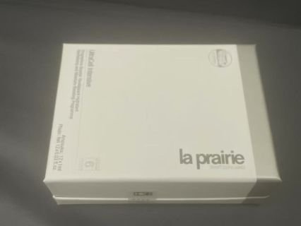💹105✍️明通版本/盒.lp莱珀妮色修植萃修护精华液旗舰带盒版!内含:1ml×12.
