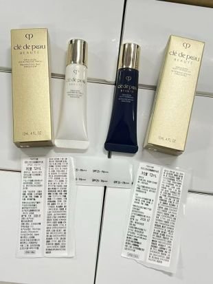 💹25✍️明通版本/小样12ml
CPB肌肤之钥日夜乳液12ml.市场独家私模 对版包材 对版盒子 可配中文标 需要下单备注!