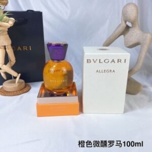 💹55✍️专柜版本
宝格丽橙色糖果微醺罗马女士香水100ml
香调：东方花香调，桂花和杏子的花果香，搭配清甜的安息香