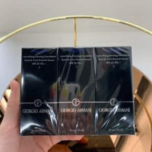 💹45✍️明通版本
可配中文标,正品瓶盖底部打磨精细,内套一个圈,3支1塑封,细节全对版,味道对香,市面最高版本,非流通普货,正品质量直供,支持对比,明通市场认可版本✔️阿玛尼蓝标粉底液明通版30ml!色号 :2#,3#。