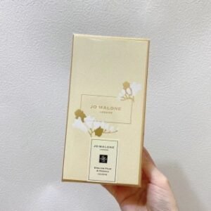 💹50✅专柜版，
祖马龙香水英国梨花纹限量版100ml