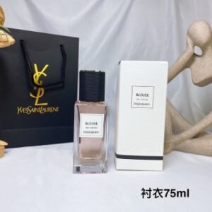 💹55✍️专柜版本
圣罗兰高定75ml！味道：35807衬衣，0487西装，0470狩猎，5791粒纹皮，3852花结领，0541红丝绒，0494卡班，0517风衣，3619皮革，5473礼帽，0500长衫，7132连体衣。