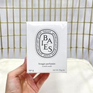 💹50✍️专柜版本，
蒂普提克香薰蜡烛190g经典款！新增 栀子花味道，现货9个味道：玫瑰，浆果，檀香，含羞草，晚香玉，无花果，琥珀，小苍兰，栀子花