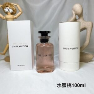 💹130✍️专柜版本
LV水蜜桃香水100ml 经典款
🔜 一比一质量❗LOUIS VUITTON 路易威登新香 LV SPELL ON YOU水蜜桃香水 100ml
白麝香桃子