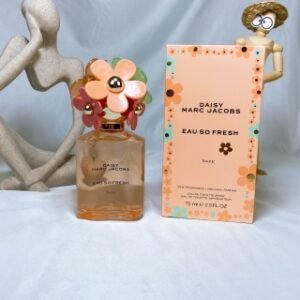 💹40✍️专柜版本
马克莫杰灿烂雏菊edt女士淡香水75ml！
