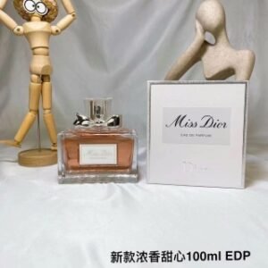 💹50✍️专柜版本
经典款 2832#迪奥甜心小姐浓香100ml