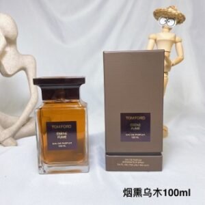 💹50✍️专柜版本
Tom Ford汤姆福特2021年新品香水EBENE FUME烟熏乌木100ml

前调:秘鲁圣木，紫罗兰叶，焚香，黑胡椒
中调:劳丹脂，纸莎草，玫瑰，刺槐，皮革
基调:乌木，愈创木，树脂