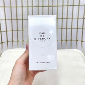 💹48✍️专柜版本
纪梵希纯静edt女士淡香水100ml
纪梵希愉悦edt女士淡香水100ml