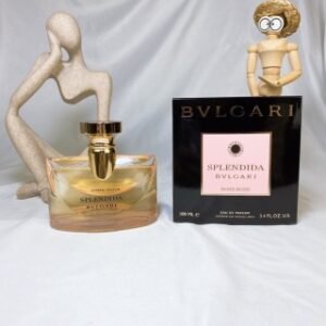 💹50✍️专柜版本
BVLGARI 宝格丽华美玫瑰（浪漫玫香）女士香水EDP100ml
香水香调:花香调
前调:橘子,黑莓。
中调:玫瑰。
后调：广藿香，檀香木，香根草，麝香。