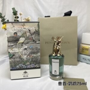 💹75✍️专柜版本
潘海利根兽首鹦鹉香水75ml
🔜 一比一质量❗️1336# 鹦鹉75ml
无情的海伦(鹦鹉)75ml
潘海利根 Penhaligons肖像兽首 鹦鹉75ml
气味:橘子晚香玉木质香
想集齐兽首系列的童靴,心疼你们了,鹦鹉作为兽首全线里面比较温柔的存在,真的不能错过。细腻的牛奶味,丝毫没有攻击性,是一只温柔的鹦鹉,晚香玉的香气掺进了牛奶的丝滑之中,结构很简单,却很精彩。