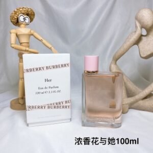 💹48✍️其他
💹52✍️果漾青提软糖
巴宝莉花与她edp女士浓香水100ml
巴宝莉花与她edt女士淡香水100ml
巴宝莉花与她果漾青提软糖edt女士淡香水100ml