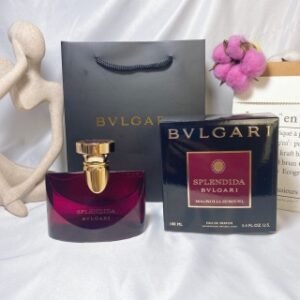 💹50✍️专柜版本
宝格丽花神系列香水100ml！味道：红瓶醉美兰香，黑瓶魅夜茉香，蓝瓶魅影晚香，橙瓶浪漫玫香，华美广霍！