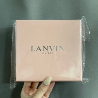 💹38✍️专柜版本
新版 浪凡香水小样四件套,套装内含🔜光韵女士4.5ml➕摩登公主4.5ml➕摩登公主绽放淡香4.5ml➕摩登公主韵致淡香4.5ml