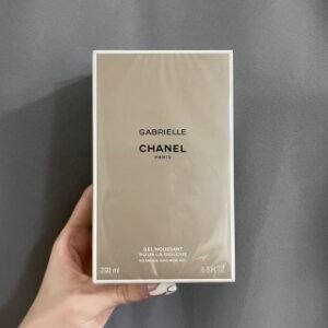 💹50✍🏻专柜版，
香奈儿嘉柏丽尔沐浴露200ml！