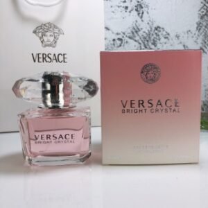 💹45✍️粉钻
💹50✍️其他
范思哲晶钻系列女士香水90ml！味道：粉钻，804566黄钻，0462黑钻浓香edp，818112玫红钻，071469黑钻淡香edt，891061黑钻香精版。
