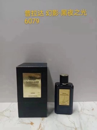 💹78✍️专柜版本
普拉达香水3款:黑夜之光,黄金顶峰,灵异列车