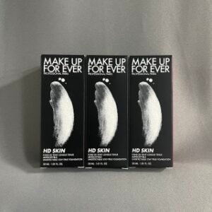 💹45✍️专柜版本
玫珂菲浮生若梦仿真肌粉底液30ml！色号：R210-Y215-Y218-R205。